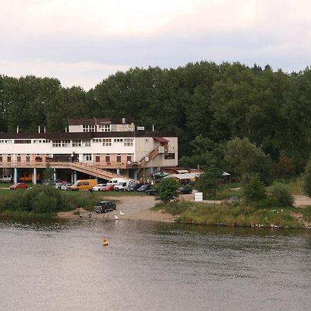 Hostel Boathouse Πράγα Εξωτερικό φωτογραφία