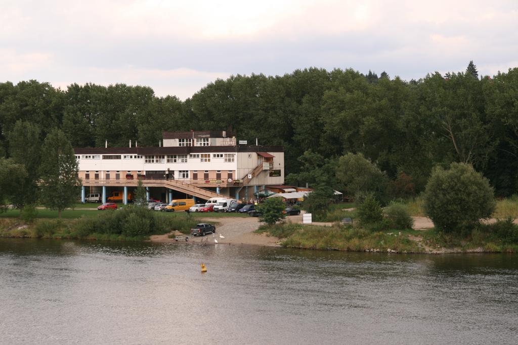 Hostel Boathouse Πράγα Εξωτερικό φωτογραφία